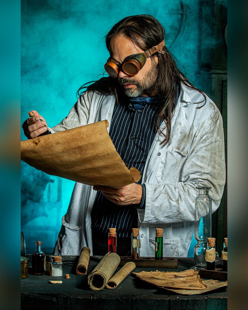 Portrait d'art à thème scientifique fou