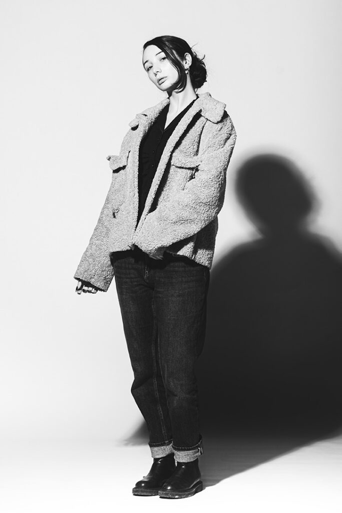 photographie d'un shooting mode dans le style de mondino à Angers